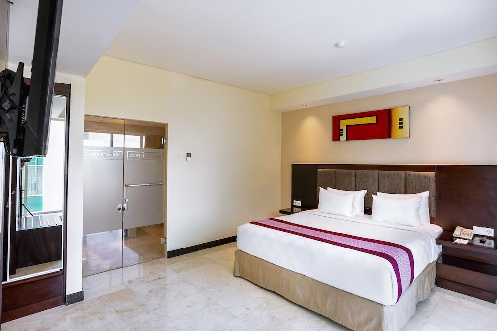Claro Hotel Kendari Kültér fotó