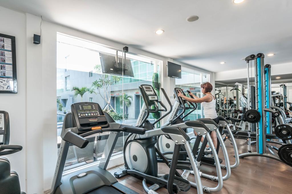 Claro Hotel Kendari Kültér fotó